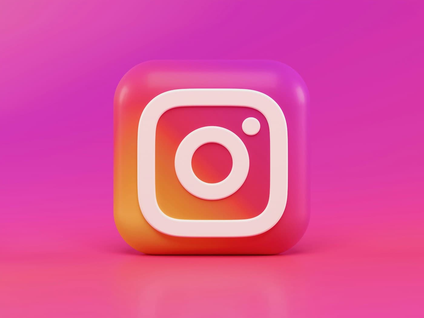 Smartphone displaying social media apps